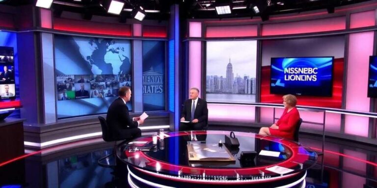 De Niro’s On-Air Outburst Stuns Liberal Hosts De Niro’s On-Air Outburst Stuns Liberal Hosts
