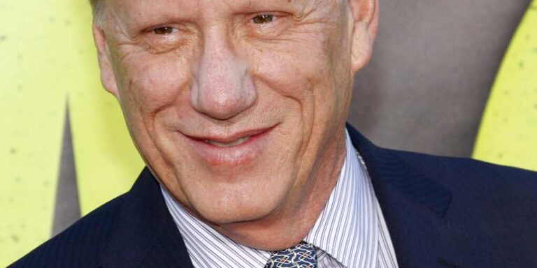 James Woods Demands That “Traitor Mayor” Be Jailed
